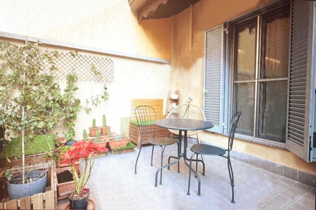Ferienwohnung Elegante Loft Su 2 Piani A 5 Minuti Da San Siro Mailand Exterior foto